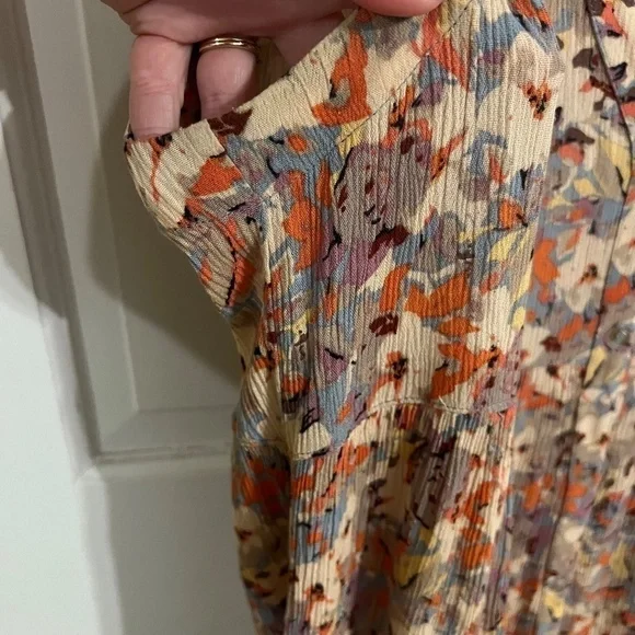 Anthropologie Vanessa Virginia Top floral top size small - Picture 6 of 7